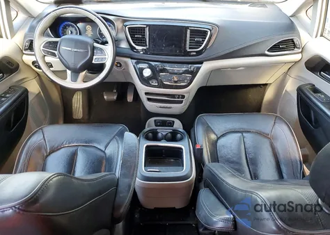 2018 Chrysler Pacifica Limited z USA, uszkodzony, nr VIN 2C4RC1GG9JR246012
